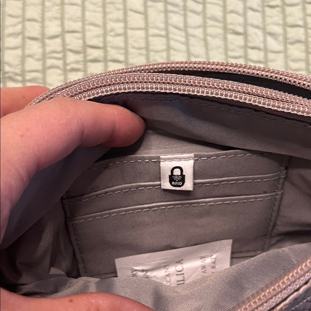 Baggallini-Modern Everywhere Mini Bag Crossbody #baggallini #mini #new - Picture 14 of 14